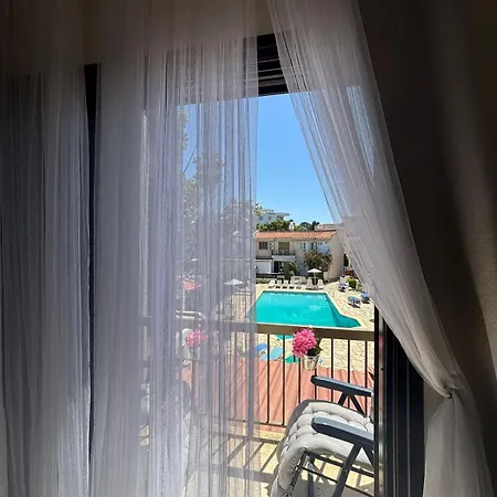 Kyblue Management - 2br Townhouse, Mins From Harbour בית נופש *