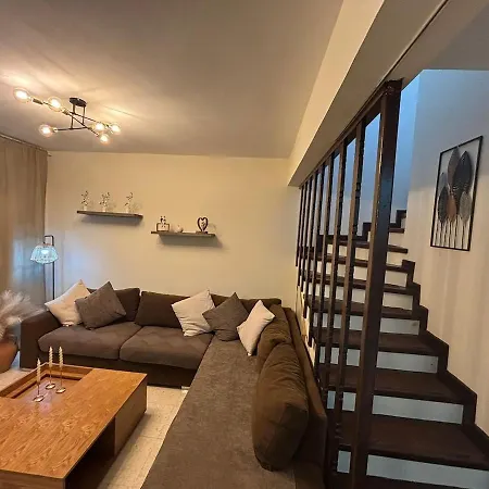 Kyblue Management - 2br Townhouse, Mins From Harbour Case de vacanță Paphos