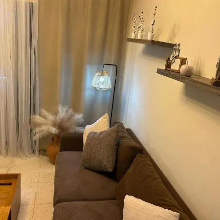 בית נופש Kyblue Management - 2br Townhouse, Mins From Harbour *