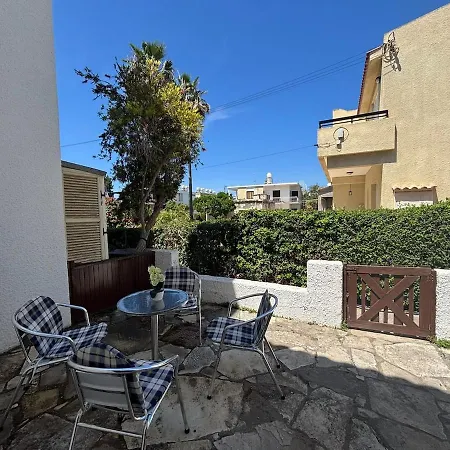 Kyblue Management - 2br Townhouse, Mins From Harbour