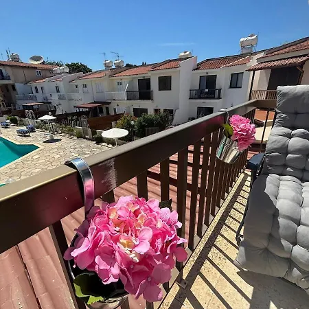 Kyblue Management - 2br Townhouse, Mins From Harbour בית נופש