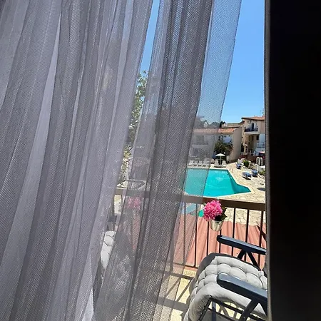 Kyblue Management - 2br Townhouse, Mins From Harbour בית נופש