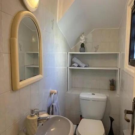 בית נופש Kyblue Management - 2br Townhouse, Mins From Harbour *