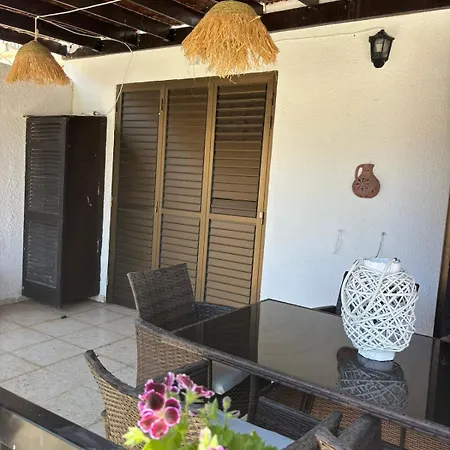 בית נופש Kyblue Management - 2br Townhouse, Mins From Harbour *