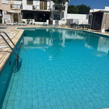 Kyblue Management - 2br Townhouse, Mins From Harbour